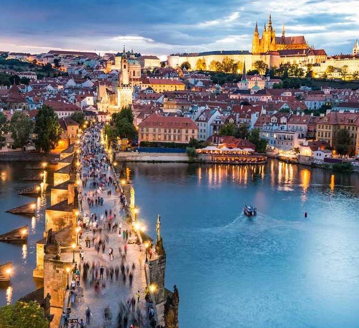 Press release by Praha září festival Press release by Praha září festival